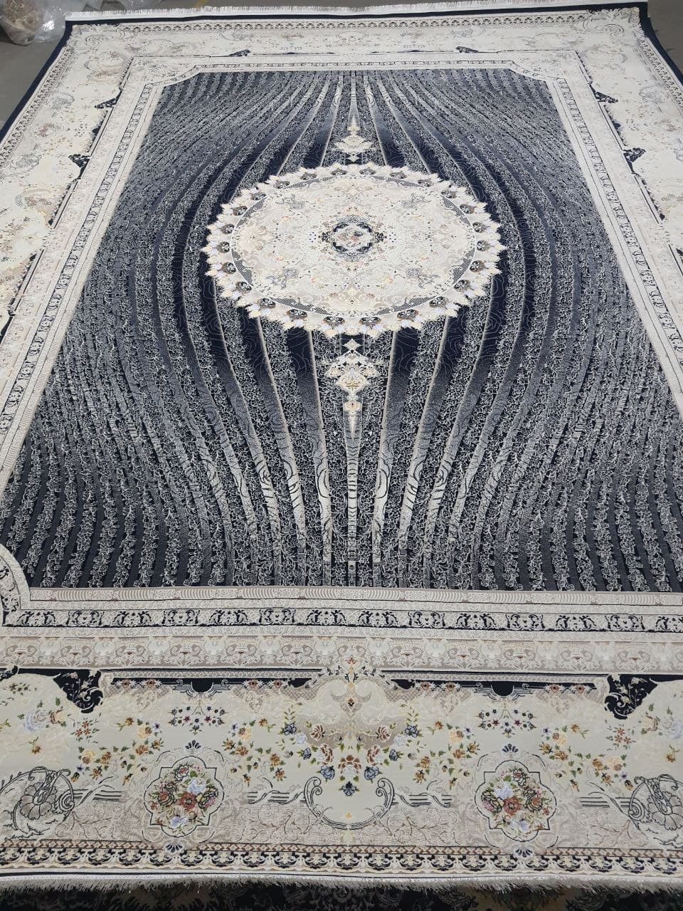 فرش 1200 شانه - Q4568
