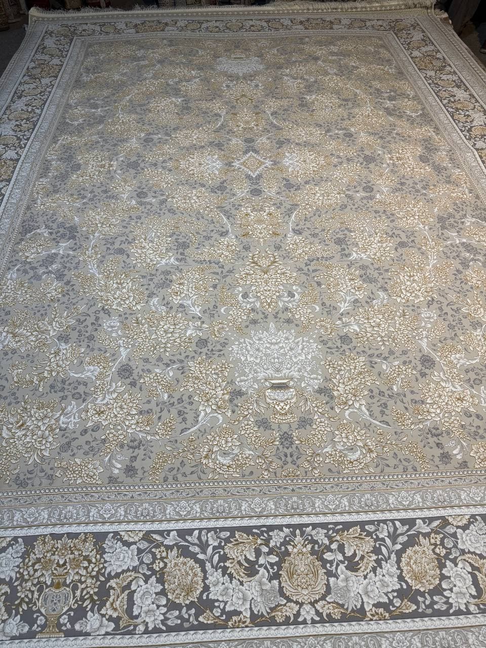 فرش 1200 شانه - G4701