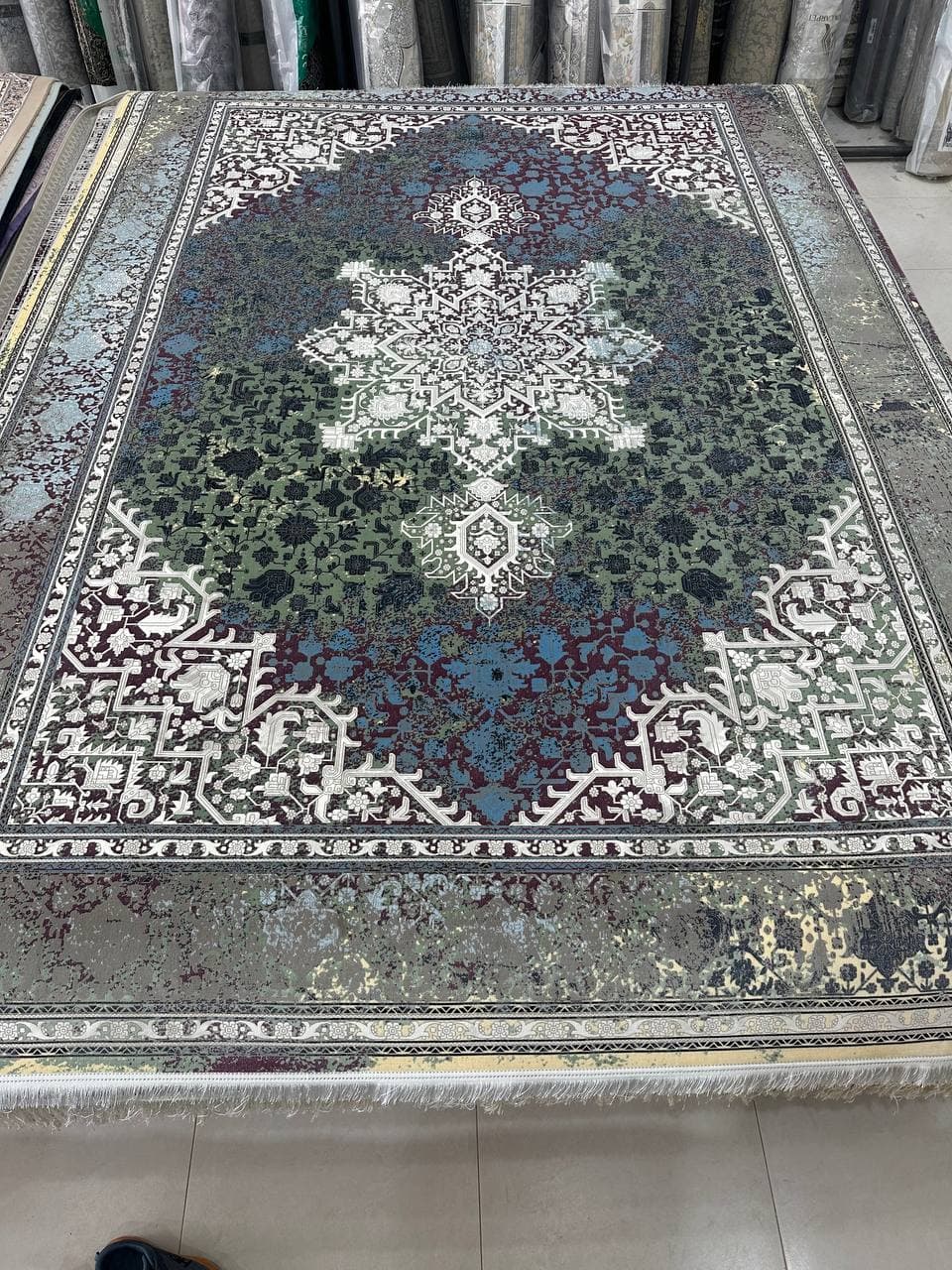 فرش 1200 شانه - U1495