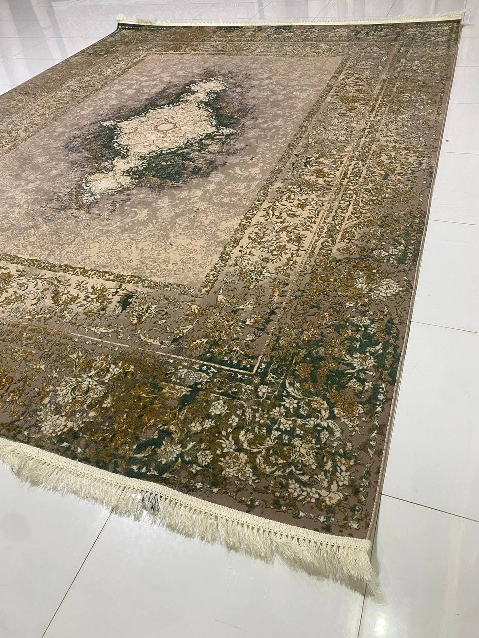برجسته - D180