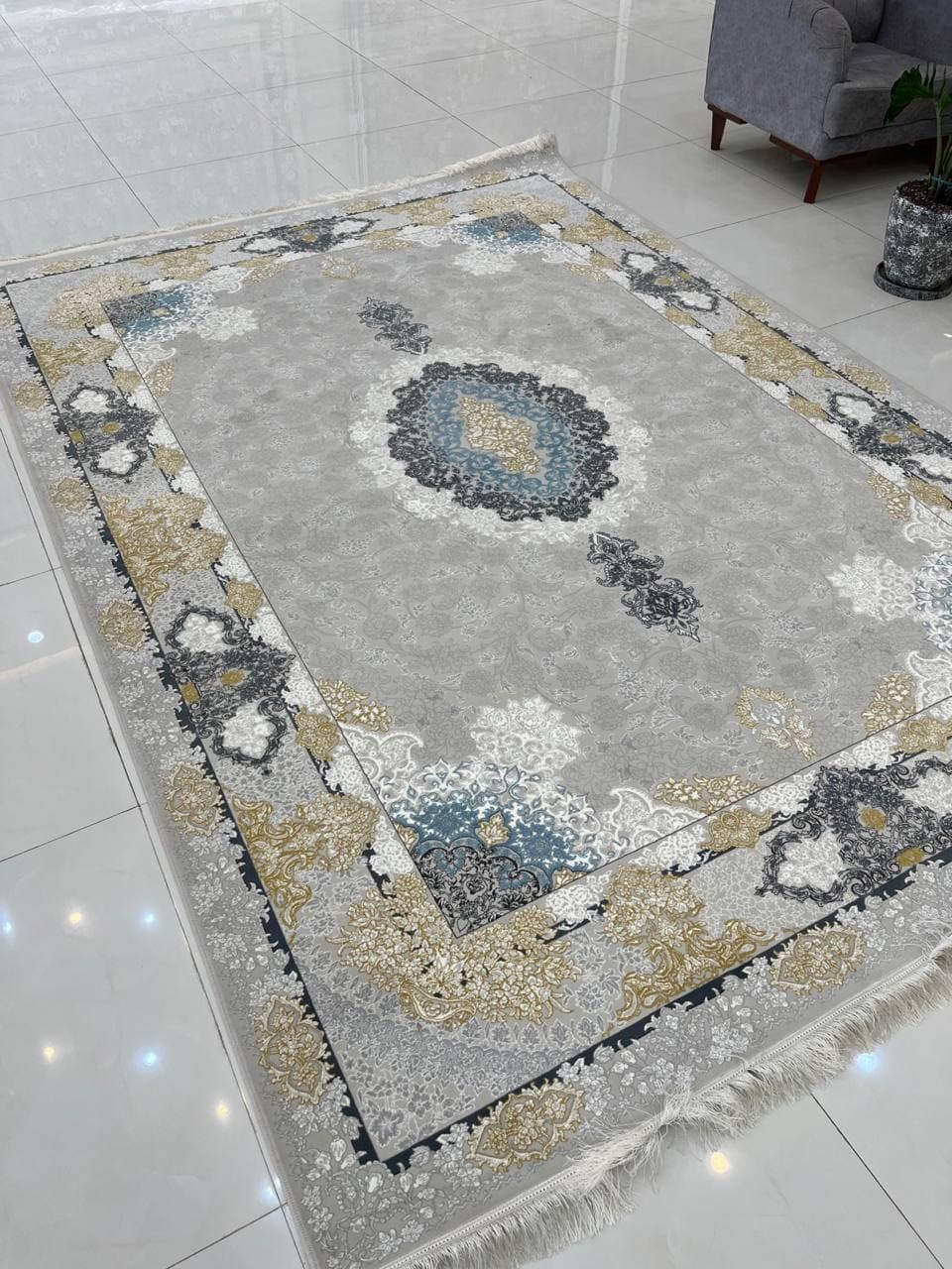 برجسته 3081 - L586