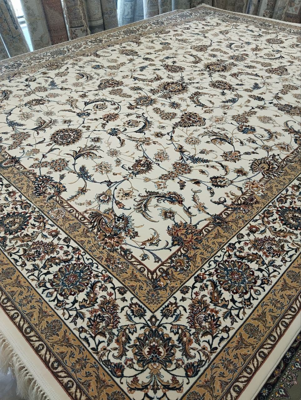 فرش 700 شانه - P1138